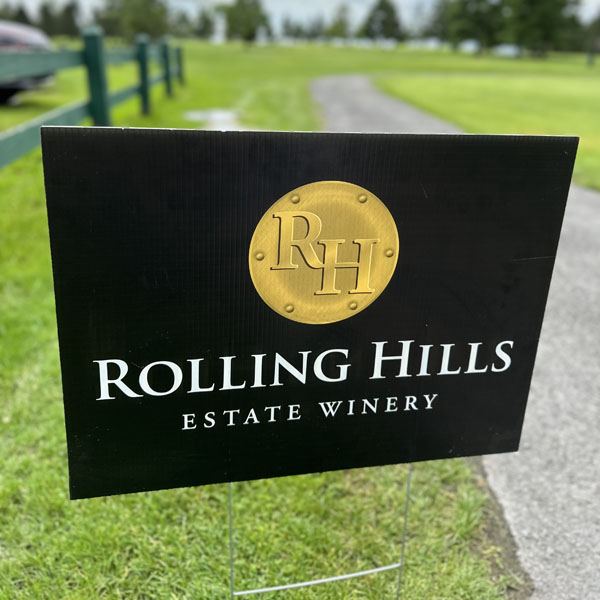 Rolling Hills sign